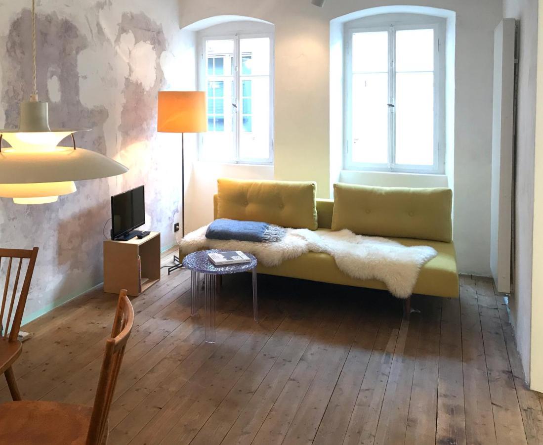 Boutique-Ferienwohnung im alten Weinhaus Moser Grünstadt Exterior foto